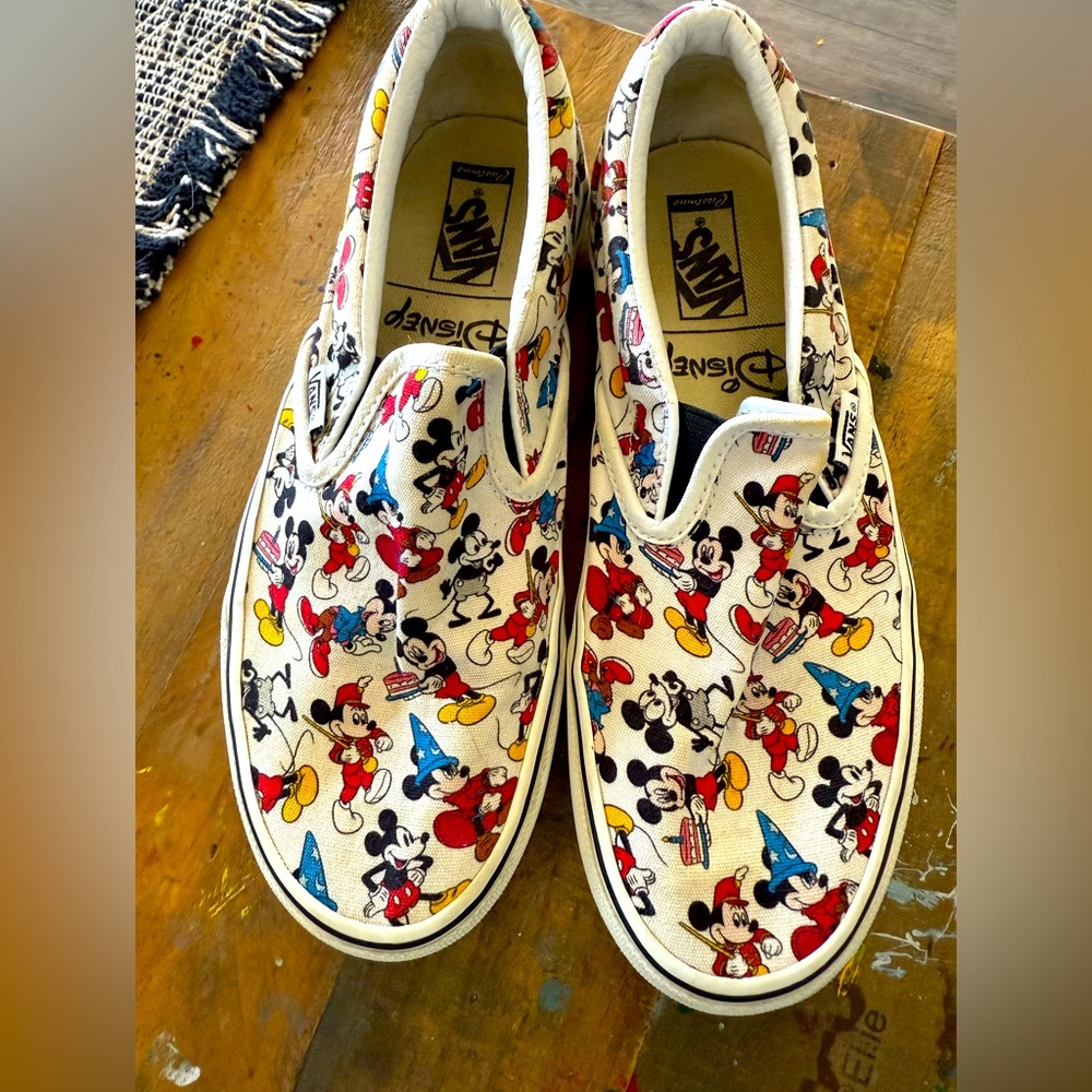 VANS Disney x Authentic Mickey's 90th Birthday EUC